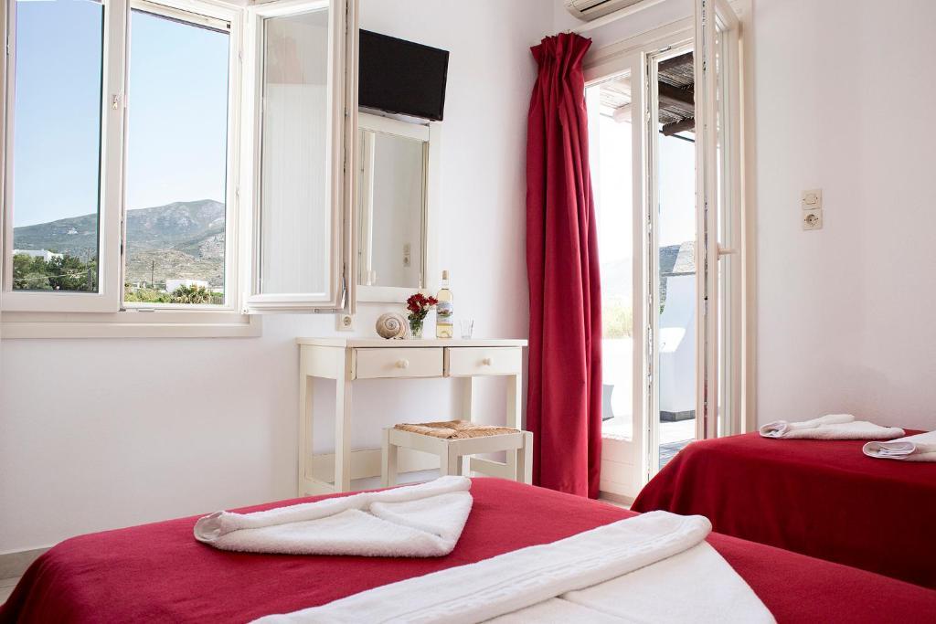 Marili Apartments Studios Parasporos Room photo
